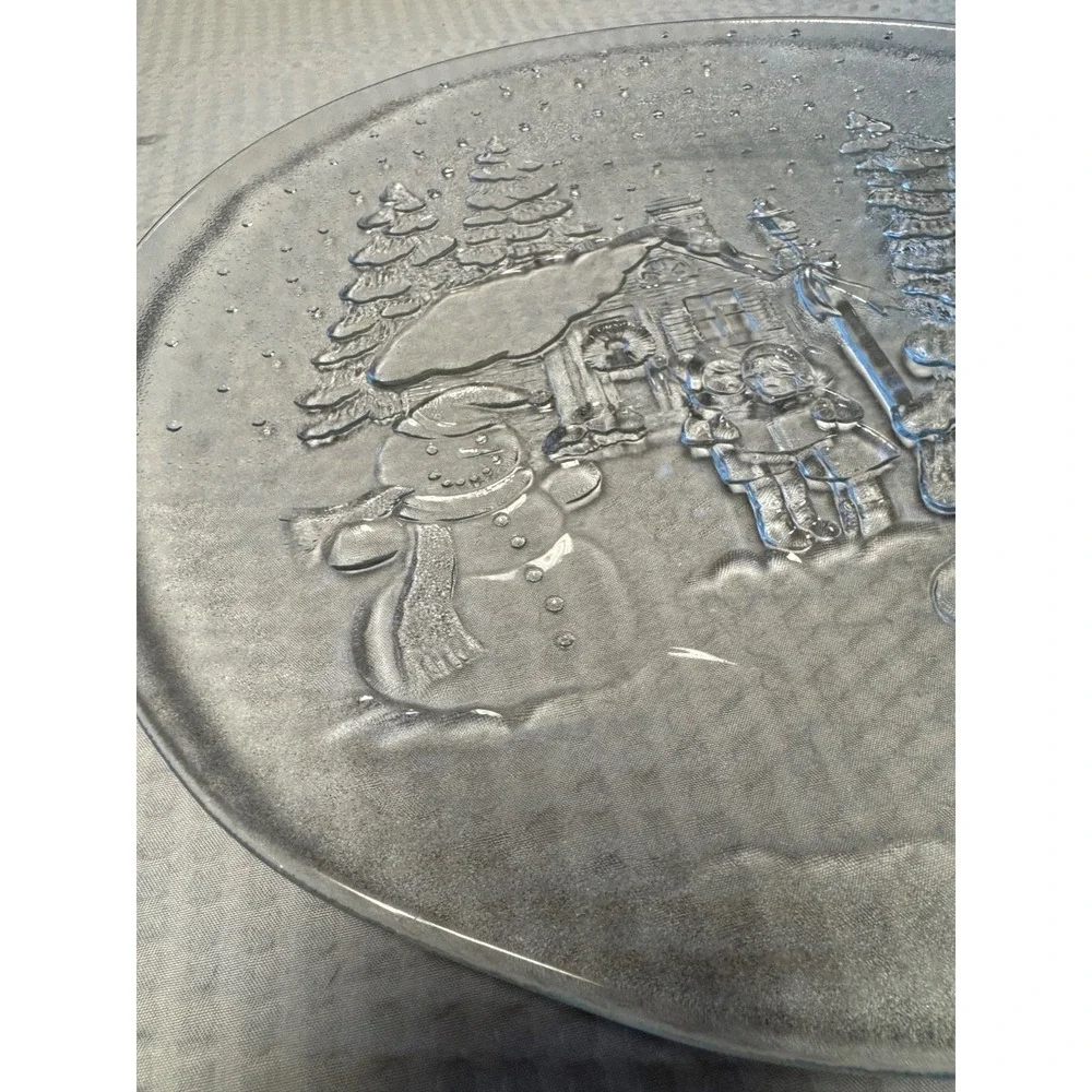 Vintage Libbey Holiday Scene Winter Village Glass Serving Platter 12.5